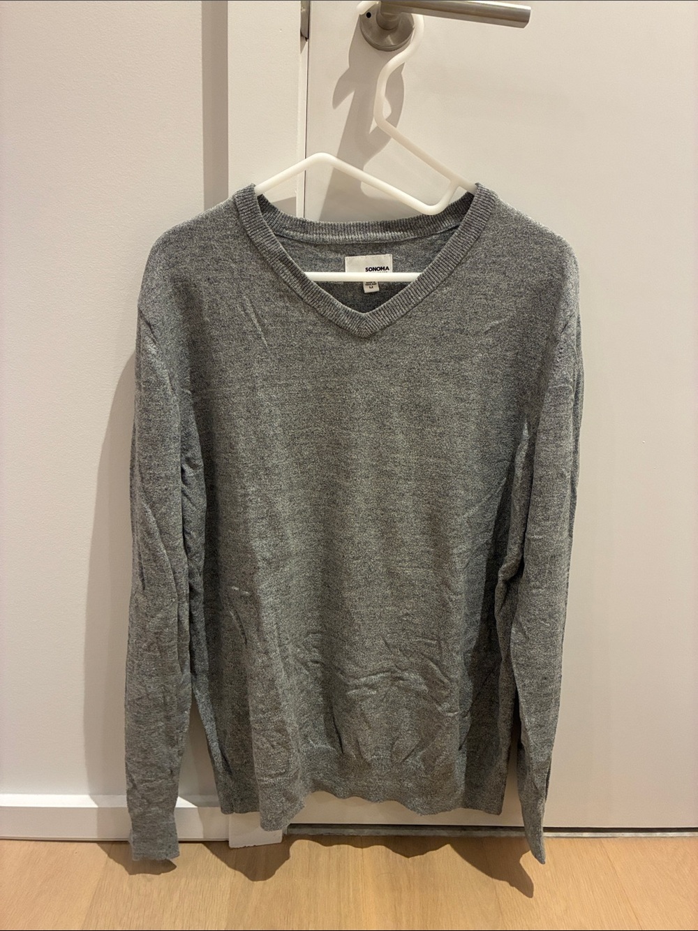 Sonoma Men's V-Neck Sweater in Heather Gray